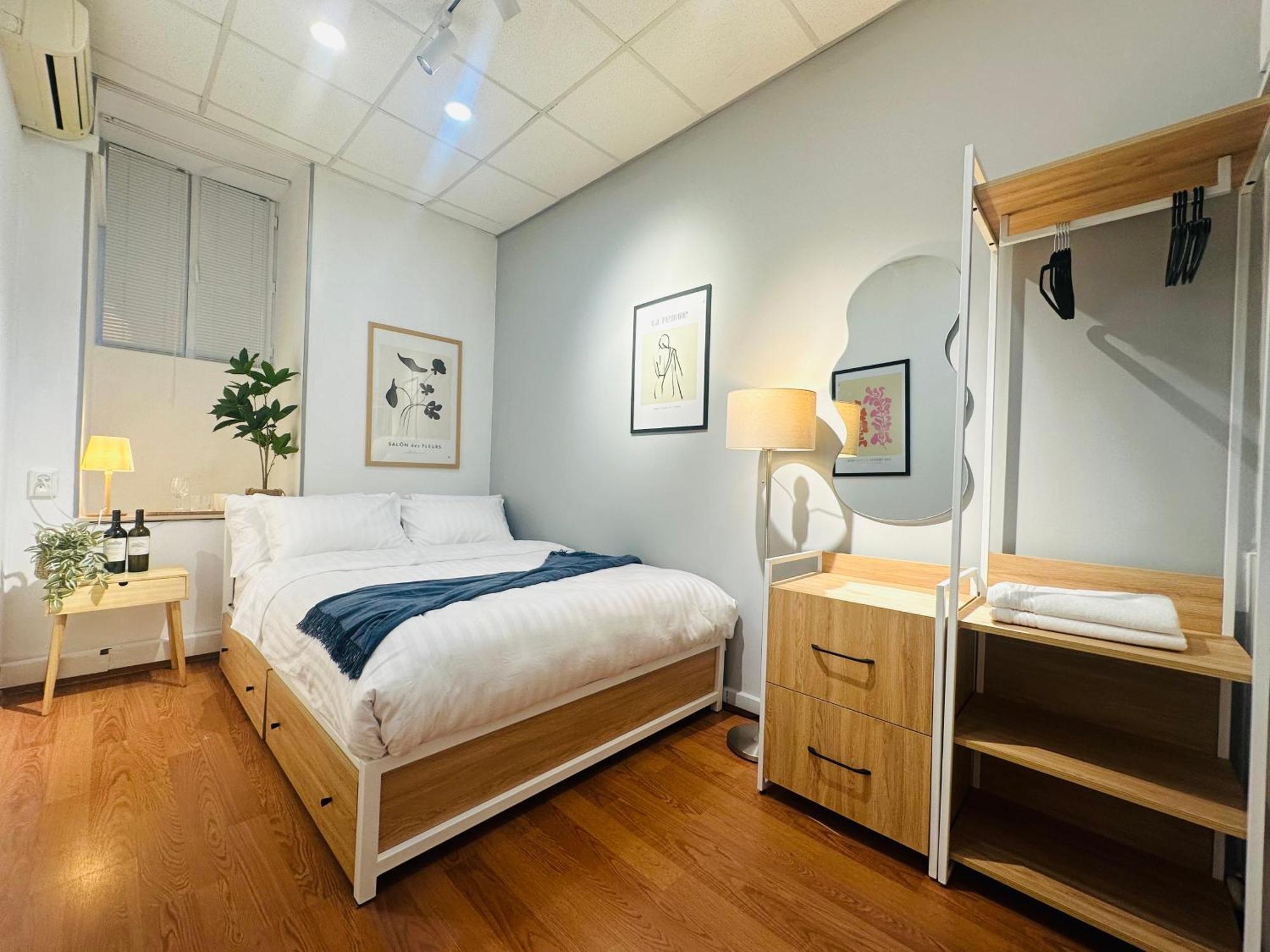 Cosy Koala Hostel Тбилиси Екстериор снимка