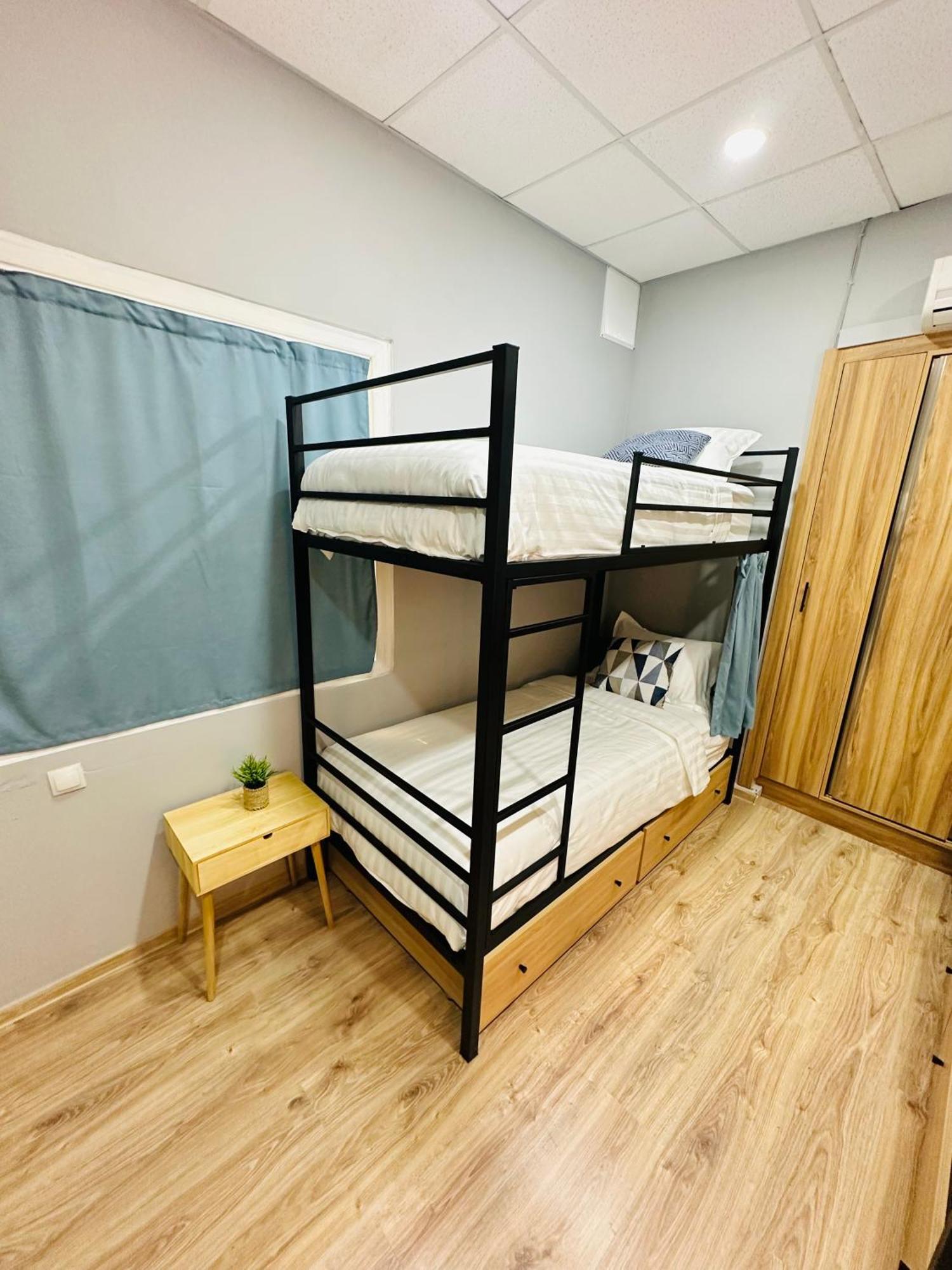 Cosy Koala Hostel Тбилиси Екстериор снимка